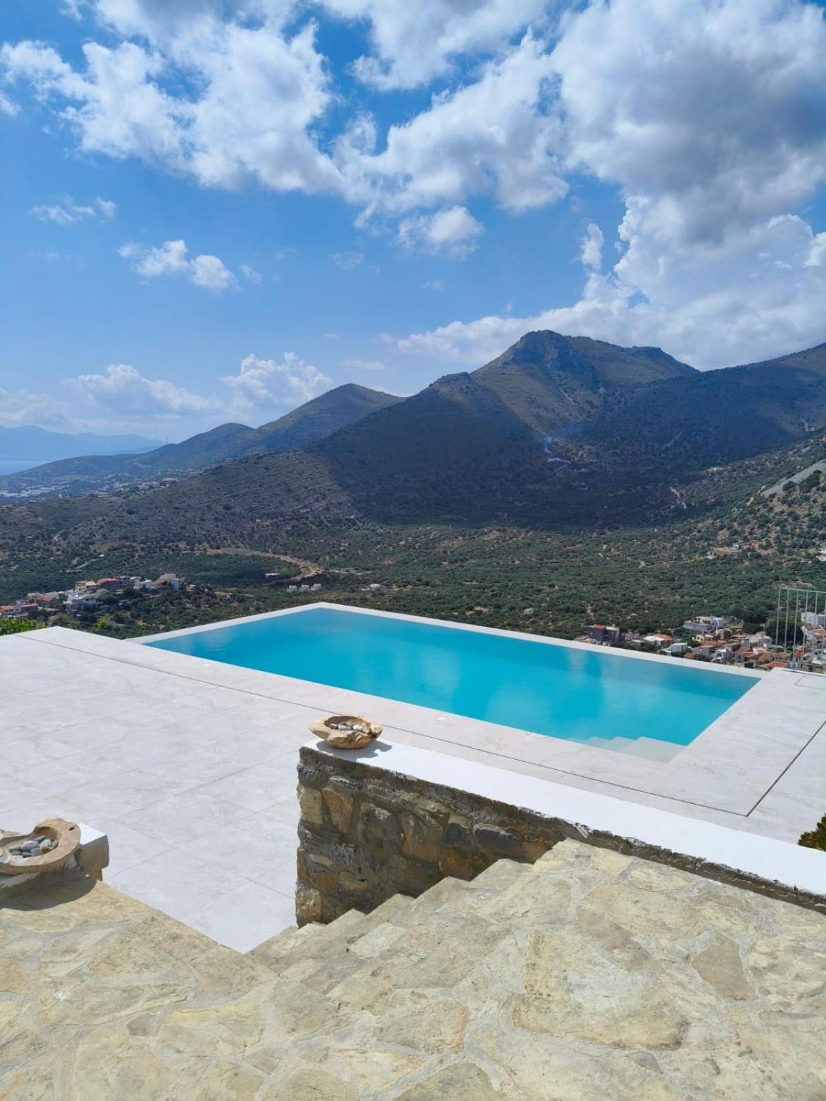 Villa Estée, luxury villa with private infinity pool&jacuzzi Elounda Exterior foto