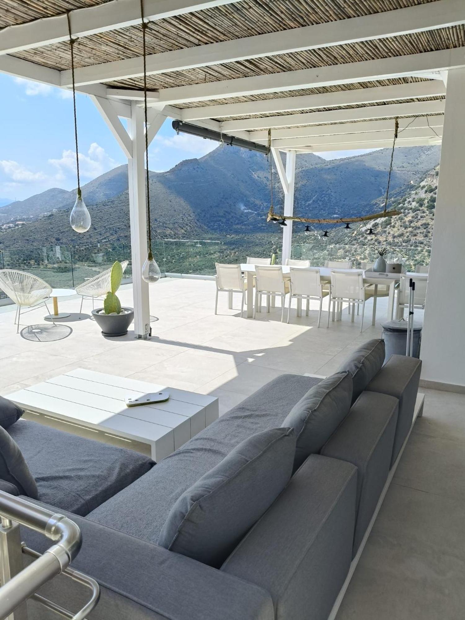 Villa Estée, luxury villa with private infinity pool&jacuzzi Elounda Exterior foto