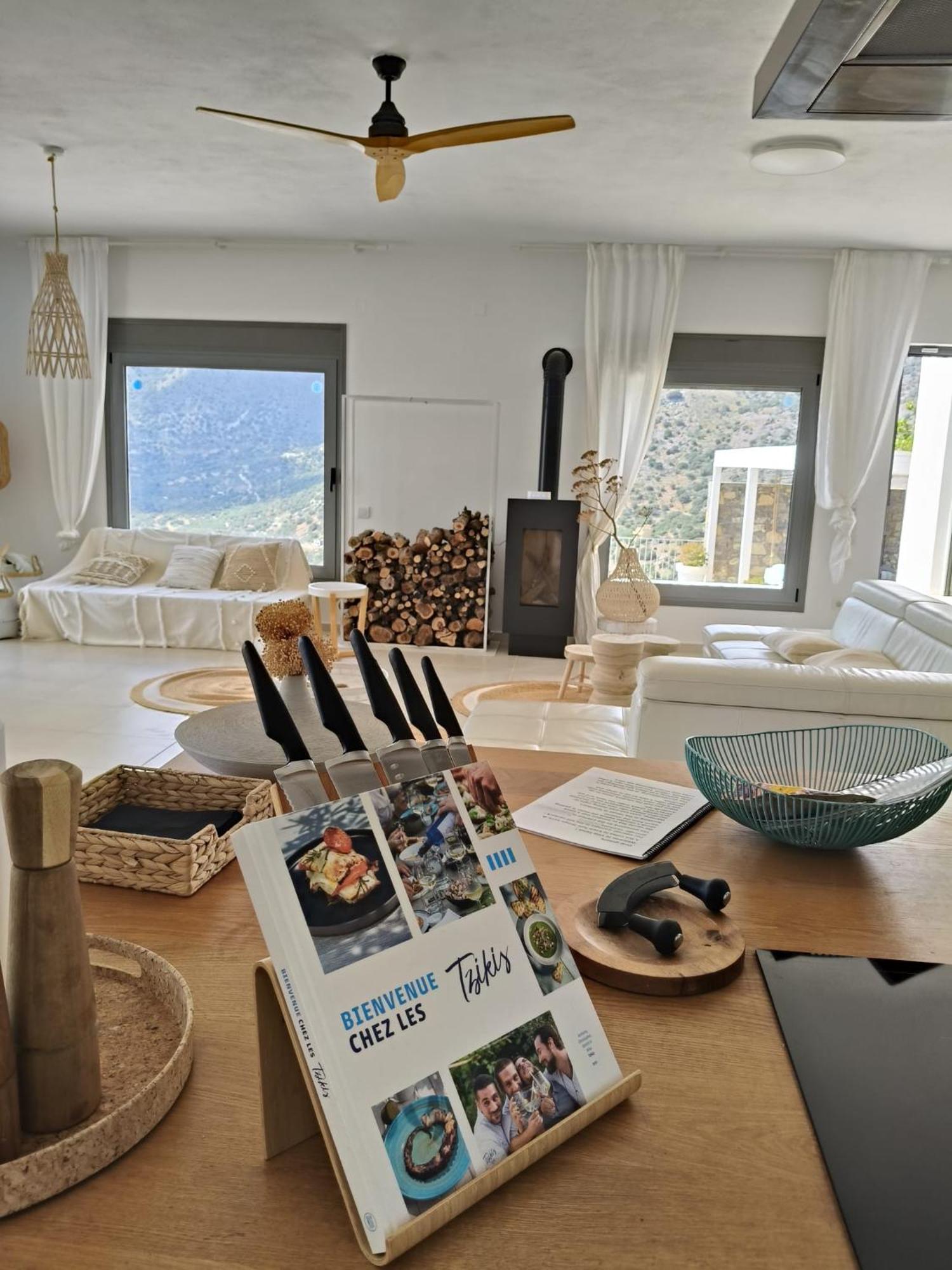 Villa Estée, luxury villa with private infinity pool&jacuzzi Elounda Exterior foto